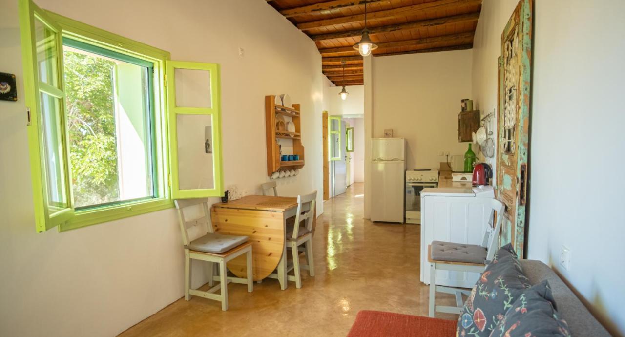 Simboro House - Kythoikies Holiday Houses Kýthira Eksteriør billede